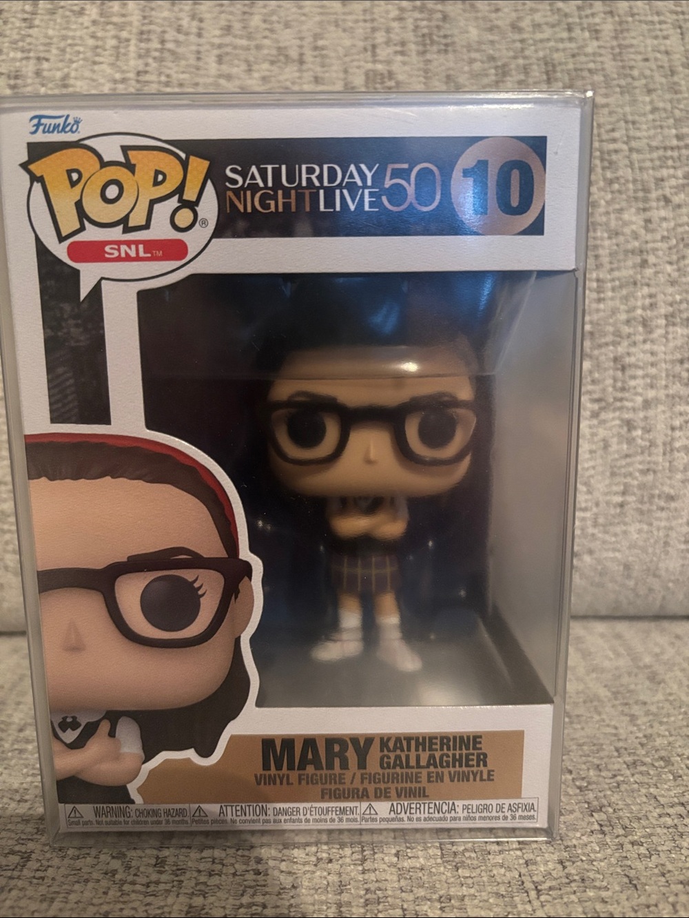 Funko POP! Mary Katherine Gallagher Vinyl Figure - Black, Tan, White, Blue